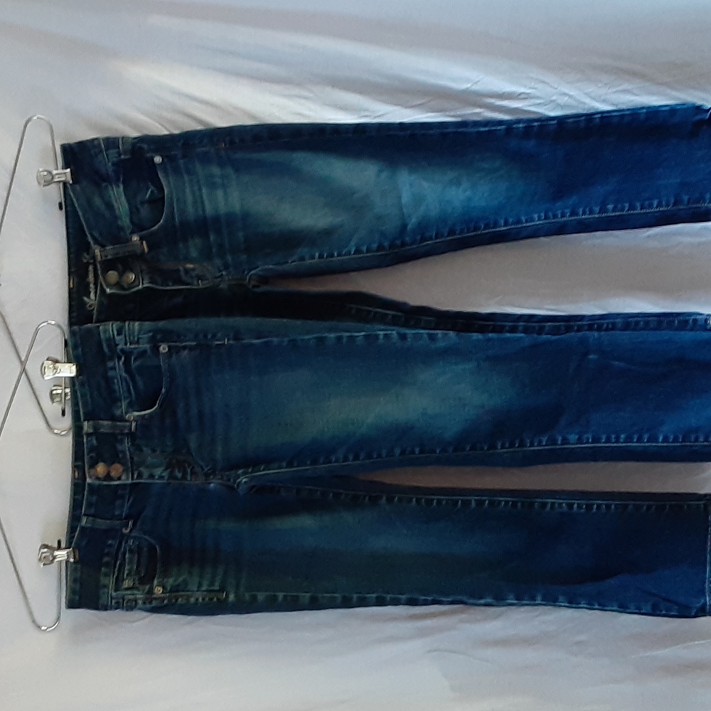 2 Pair AE Artist cropped jeans